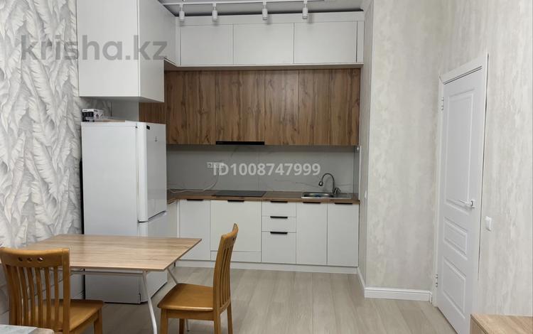 2-комнатная квартира · 40 м² · 12/12 этаж, Туран 34а за 300 000 ₸ в Астане, Нура р-н — фото 2