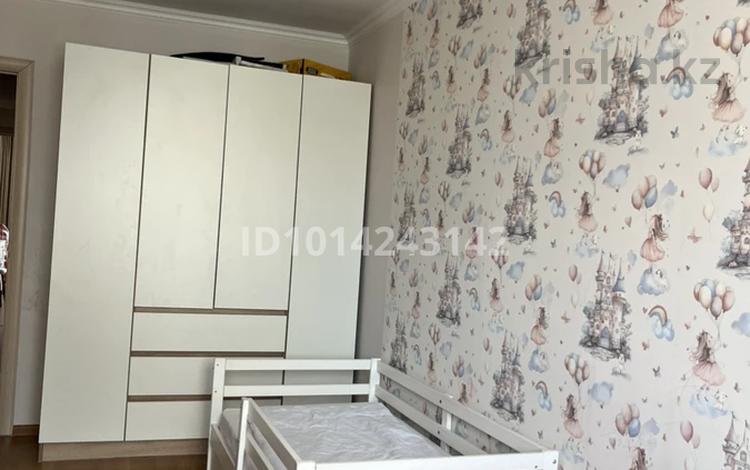 3-комнатная квартира · 77.7 м² · 3/5 этаж, Болекпаева 17 — Болекпаева-Жургенова за 350 000 ₸ в Астане, Сарайшык р-н — фото 2