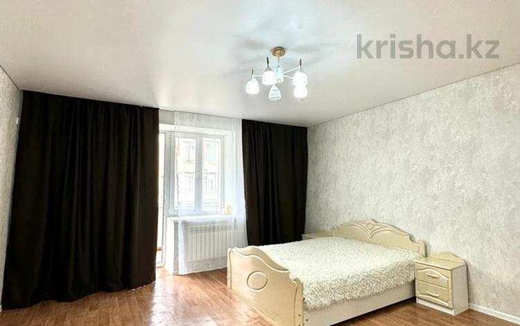 1-комнатная квартира, 40 м², 3/5 этаж помесячно, Астана 45