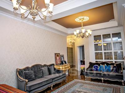 4-комнатная квартира, 156 м², 2/7 этаж, Калдаякова 2 — потолки 3.2 м за 87.5 млн 〒 в Астане, Алматы р-н
