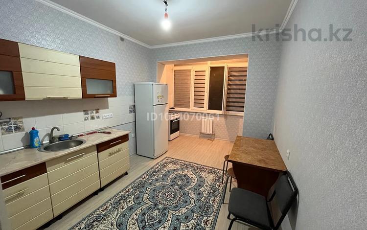 1-комнатная квартира · 42 м² · 1/6 этаж, 32В мкр 5 за 130 000 ₸ в Актау — фото 2