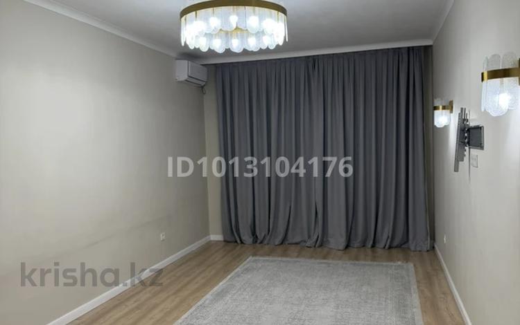 2-бөлмелі пәтер · 62 м², мкр Шугыла 341/4к2, бағасы: 300 000 ₸ в Алматы, Наурызбайский р-н — фото 2
