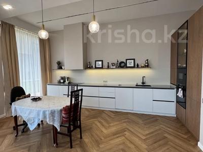 5-бөлмелі пәтер · 275 м² · 1/3 қабат, Кербулакская 8/1 к1, бағасы: 2.2 млн ₸ в Алматы, Медеуский р-н