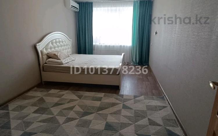 1-комнатная квартира · 42 м² · 9/10 этаж, мкр Кунаева 67/1 за 130 000 ₸ в Уральске — фото 9