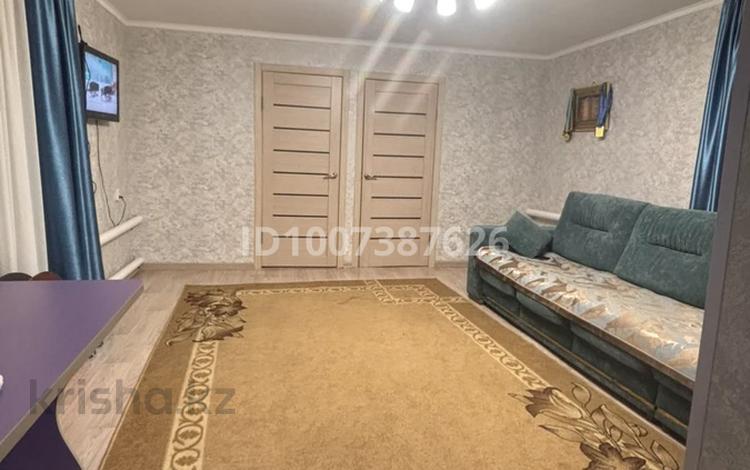 Отдельный дом · 3 комнаты · 80 м² · 5 сот., Восточная — Между панфилова и украинская за 21 млн ₸ в Петропавловске — фото 2