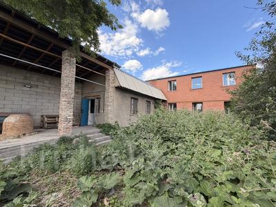 Жеке үй · 11 бөлме · 230 м² · 6 жүзд., Рахимова 150 — Жаровня, бағасы: 55 млн ₸ в Караганде, Казыбек би р-н