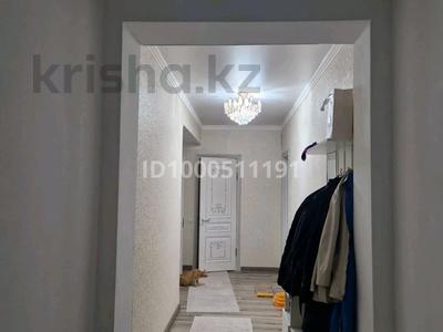 2-бөлмелі пәтер · 71 м² · 10/10 қабат, Шұғыла ш/а., Жунисова 12/5 — Магнум, Алтын орда, Апорт, бағасы: 40 млн ₸ в Алматы, Наурызбайский р-н