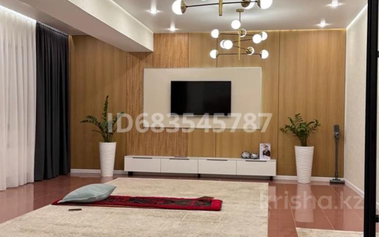 4-комнатная квартира · 215 м² · 3/4 этаж, Санкибай батыра — Район Зелёная долина за 77 млн ₸ в Актобе — фото 5