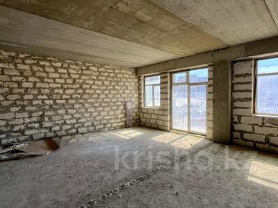 5-комнатная квартира · 175 м² · 3/10 этаж, 20-й мкр 8 участок за 53.5 млн ₸ в Актау