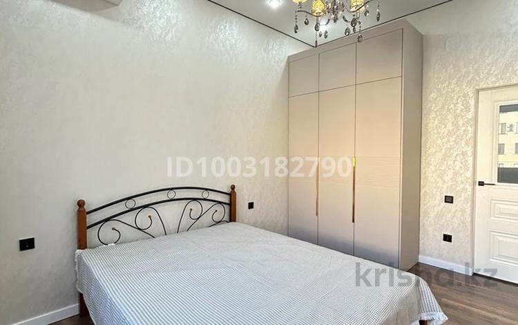 2-комнатная квартира · 50 м², 16-й мкр 111 за 15 000 ₸ в Актау — фото 2