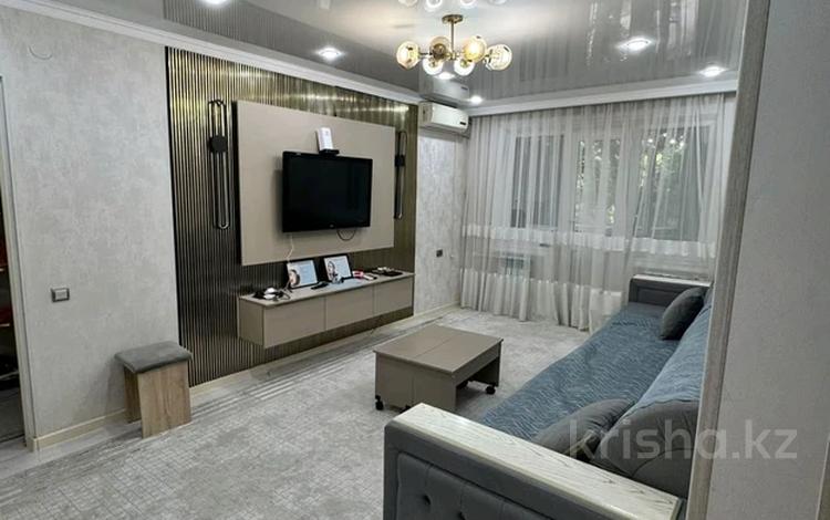 3-комнатная квартира · 65 м² · 3/5 этаж, Туркестанская за 250 000 ₸ в Шымкенте, Аль-Фарабийский р-н — фото 2