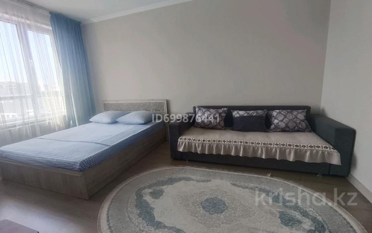 1-комнатная квартира · 36 м² · 12/17 этаж, Бектурова 4/6 — Туран за 10 000 ₸ в Астане, Нура р-н — фото 38