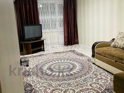 2-комнатная квартира, 50 м², 2/5 этаж помесячно, Кабанбай батыра 7а за 200 000 〒 в Шымкенте