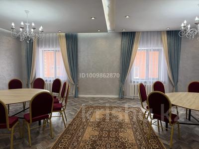 Жеке үй · 12 бөлме · 460 м² · 16 жүзд., Бозбиик 13 — ТД Рахмет, бағасы: 3 млн ₸ в Астане, Сарыарка р-н