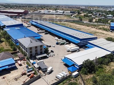 Өнеркәсіптік база · 500 сотық, Рахат ш/а., Аруана 2Б — Саина, бағасы: 7 млрд ₸ в Алматы, Алатауский р-н