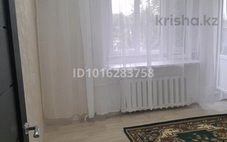 1-комнатная квартира · 32 м² · 3/5 этаж, мкр Северо-Восток 28 за 115 000 ₸ в Уральске — фото 2