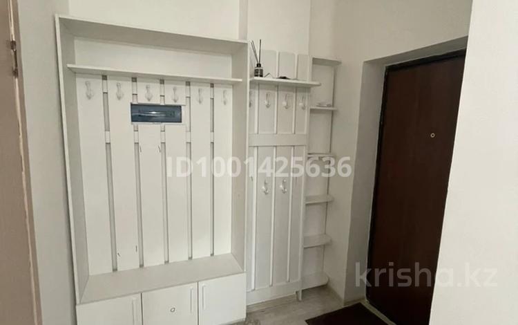 3-комнатная квартира · 85 м² · 3/12 этаж, 11 улица 35/1 — Возле акимат за 1 500 〒 в Туркестане — фото 2