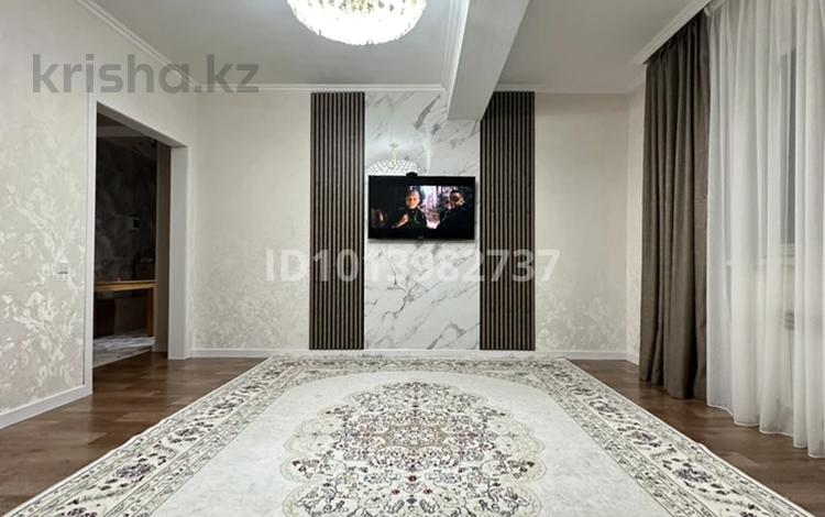 2-бөлмелі пәтер · 78.4 м² · 11/13 қабат, Ақсай-5 ш/а. 3Б — Момышулы Жубанова, бағасы: 52 млн ₸ в Алматы, Ауэзовский р-н — фото 2