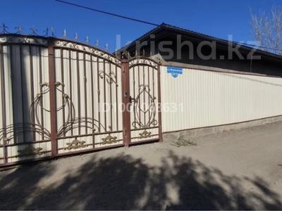 Жер үй мен саяжайлар в Улытау обл.: Үйдің бір бөлігі · 3 бөлме · 120 м² · 10 сот., Фурманова 28 — Омарова/Фурманова, бағасы: 60 млн 〒 Үйдің бір бөлігі · 3 бөлме · 120 м² · 10 сот., Фурманова 28 — Омарова/Фурманова, бағасы: 60 млн 〒 в Жезказгане