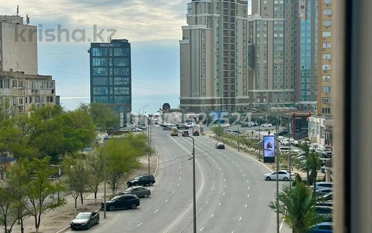 1-комнатная квартира · 47 м² · 4/16 этаж, 17-й мкр 23 за 200 000 ₸ в Актау — фото 2