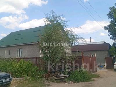 Отдельный дом · 4 комнаты · 100 м² · 6 сот., 17 линия 390 за 16.5 млн ₸ в Караой