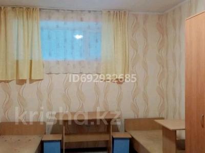 1 комната · 18 м² · 1 этаж, Амангельды 164 за 23 000 〒 в Костанае
