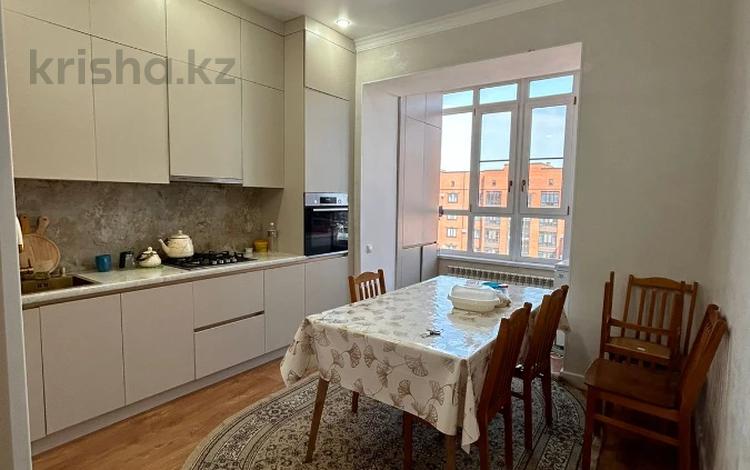 2-бөлмелі пәтер · 75.8 м² · 5/5 қабат, Алтын орда ш/а., Мангилик Ел, бағасы: 31.5 млн ₸ в Актобе, мкр. Алтын орда — фото 2