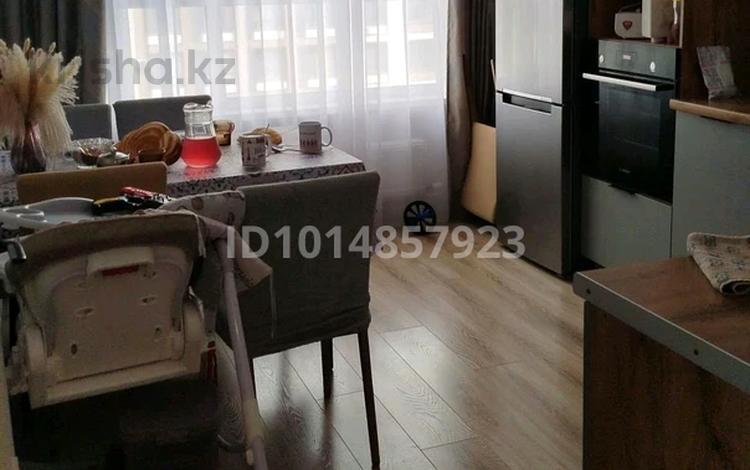 5-комнатная квартира · 118.5 м² · 4/9 этаж, 23-й проезд 5 за 167.5 млн ₸ в Астане, Есильский р-н — фото 2