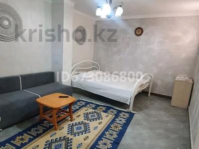 1-комнатная квартира, 30 м², 1 этаж по часам, 27-й мкр 51 — ТОЛЬКО ДЛЯ ДВОИХ за 1 500 〒 в Актау, 27-й мкр