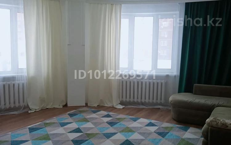 2-комнатная квартира · 75 м² · 1/9 этаж, мкр. Зачаганск пгт 83/2 за 14 000 〒 в Уральске — фото 2