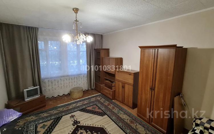 2-бөлмелі пәтер · 60 м² · 1/2 қабат, Пассажирская 16, бағасы: 100 000 ₸ в Караганде, Казыбек би р-н — фото 6