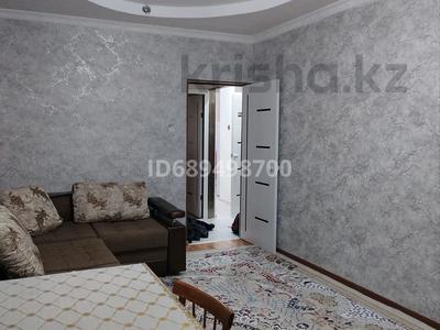 2-комнатная квартира, 54 м², 3/5 этаж помесячно, Назарбаев за 160 000 〒 в Актау