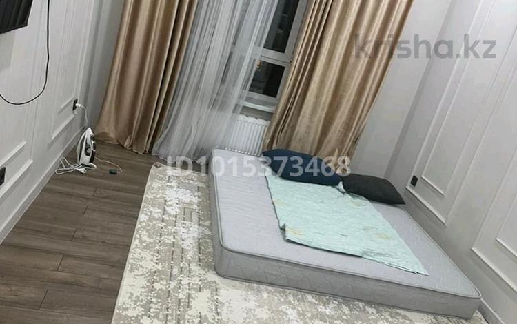 2-комнатная квартира · 42 м² · 8/12 этаж, Райымбека 351/1 за 260 000 ₸ в Алматы, Алатауский р-н — фото 2