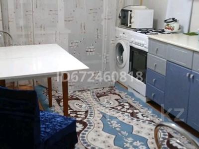 1-комнатная квартира · 45 м² · 1/9 этаж, мкр 4 38 — Сырым датова мост за 8 000 ₸ в Уральске