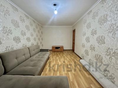 2-комнатная квартира · 48 м² · 3/5 этаж, мкр Аксай-4 за 36.5 млн ₸ в Алматы, Ауэзовский р-н