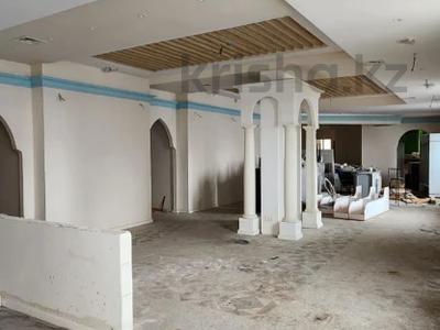 Свободное назначение, офисы, магазины и бутики, склады, общепит, салоны красоты, бани, гостиницы и зоны отдыха, медцентры и аптеки, образование, развлечения · 1100 м² за 650 млн 〒 в Астане, Нура р-н