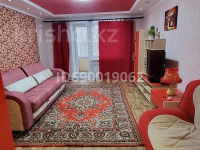 2-комнатная квартира · 50 м² · 1/5 этаж, Набережная Славского — Магазин Smirnoff за 200 000 〒 в Усть-Каменогорске, Ульбинский