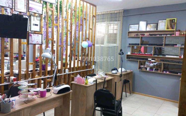 Салоны красоты · 70 м² за 250 000 ₸ в Алматы, Жетысуский р-н — фото 2