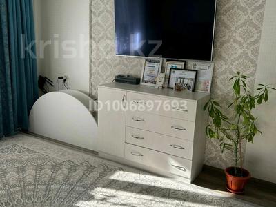 3-бөлмелі пәтер · 65 м² · 4/5 қабат, Асылбекова 84 — Сва Кошумбаева, бағасы: 24 млн ₸ в Жезказгане