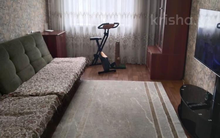 3-бөлмелі пәтер · 50 м² · 2/2 қабат, Тауелсиздик 64, бағасы: 15.9 млн ₸ в  — фото 2
