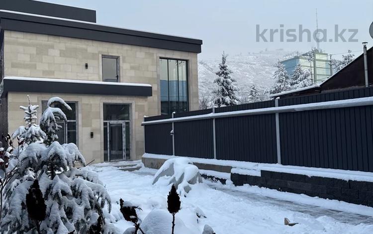 Отдельный дом · 7 комнат · 400 м² · 9 сот., мкр Коктобе за 450 млн ₸ в Алматы, Медеуский р-н — фото 21