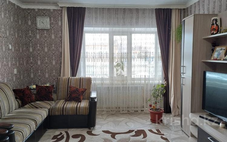 Отдельный дом • 3 комнаты • 78 м² • 14.8 сот., Строительная 5 за 15 млн 〒 в Алексеевке — фото 2