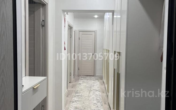 3-комнатная квартира · 70 м² · 7/9 этаж, Айталиева 12 за 27 млн ₸ в Уральске — фото 2
