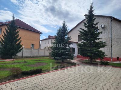 Отдельный дом · 6 комнат · 370 м² · 12 сот., мкр Юго-Восток, Панель-центр 22 за 150 млн 〒 в Караганде, Казыбек би р-н