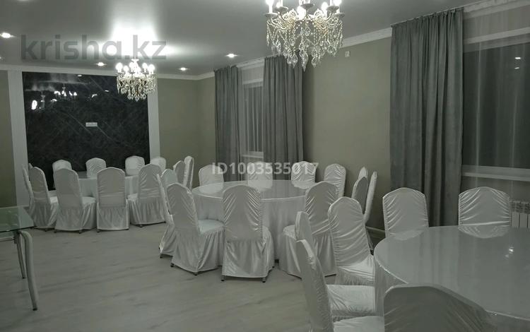 Дом · 5 комнат · 230 м², Шоссейная 13 за 100 000 ₸ в Белом — фото 2