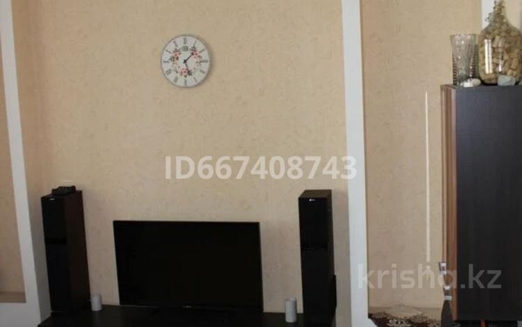 4-бөлмелі пәтер · 90 м² · 3/5 қабат, Лободы 3А — проспект Бухар Жырау, бағасы: 119 млн ₸ в Караганде, Казыбек би р-н — фото 4
