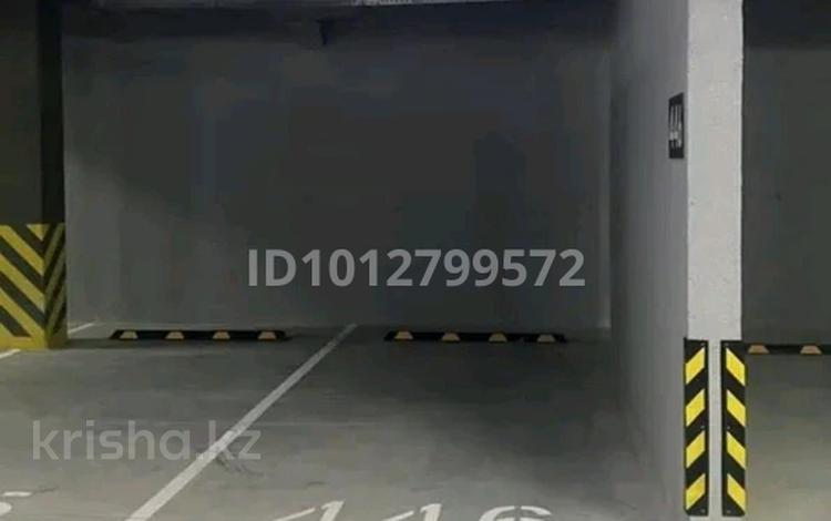 Паркинг · 16 м² · Толе Би 274 — Тлендиева за 40 000 ₸ в Алматы — фото 2