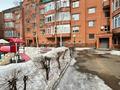 6-комнатная квартира · 255 м² · 4/5 этаж, Ескалиева за 68 млн ₸ в Уральске — фото 27