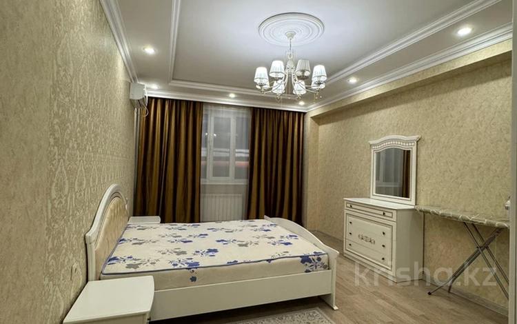 3-комнатная квартира · 118 м² · 14/18 этаж, 17-й мкр 4 за 450 000 ₸ в Актау — фото 2