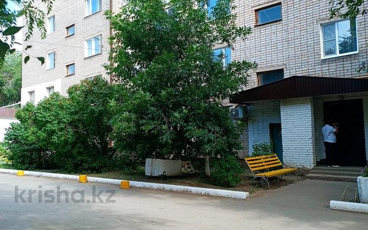 2-комнатная квартира · 50 м² · 4/5 этаж, Мухита 67/1 за 120 000 ₸ в Уральске — фото 9